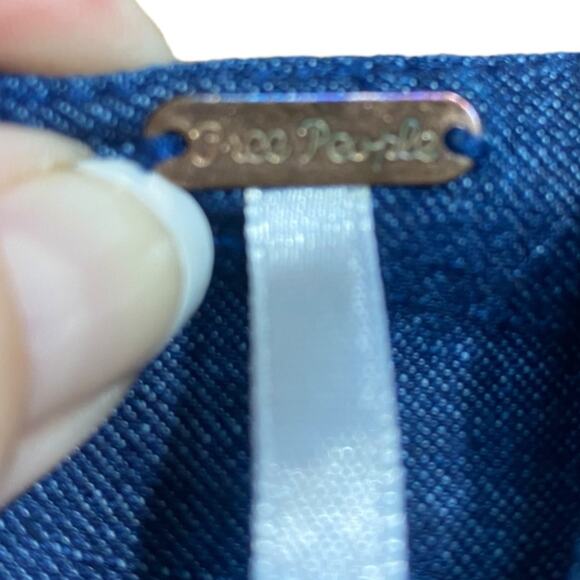 Free People long sleeve short chambray boho chic dress with belt - XS - Picture 13 of 13